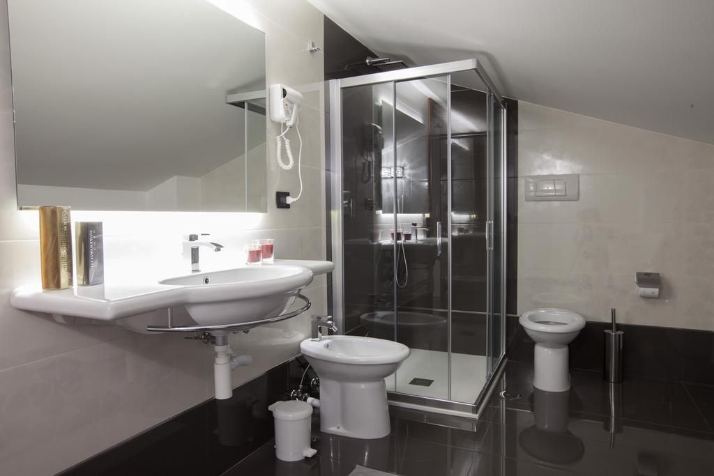 Amira Luxury Apartments Санта-Мария-Капуа-Ветере Экстерьер фото