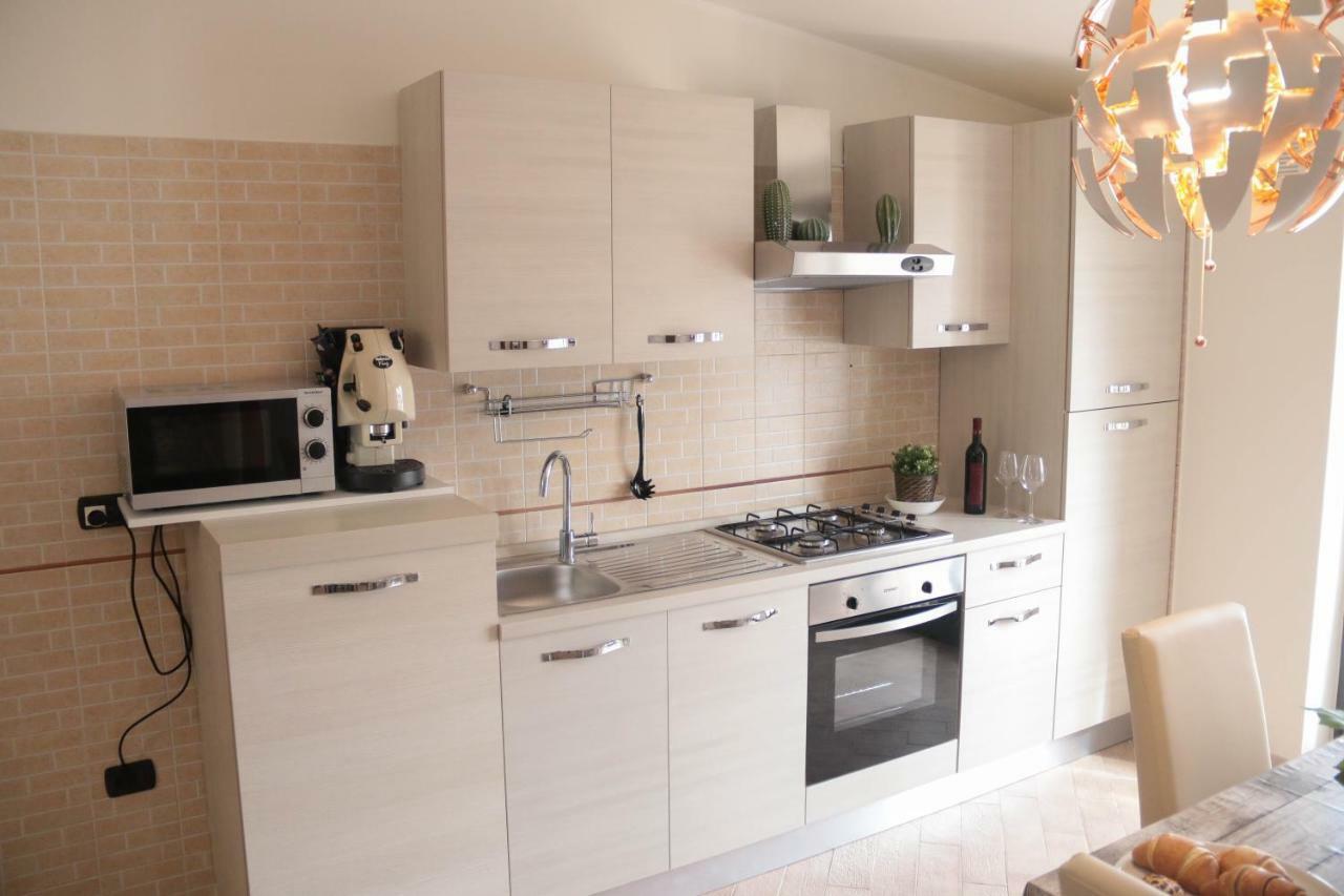 Amira Luxury Apartments Санта-Мария-Капуа-Ветере Экстерьер фото